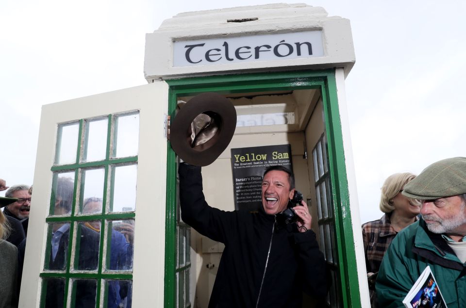 Dettori was a massive hit at Bellewstown in 2021 and looked set to be at Listowel too - but the great man won't ride there now after a disagreement over his fee