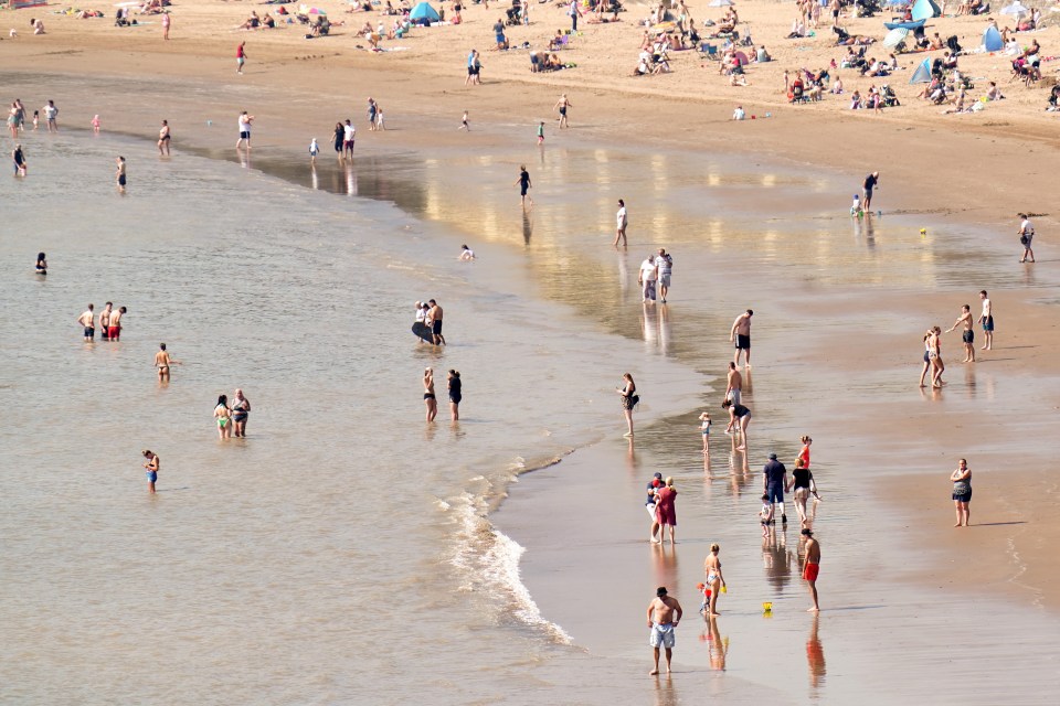 Barry Island beach is just a few minutes walk away from the theme park.