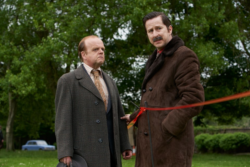 Toby Jones and Lee Ingleby play cops