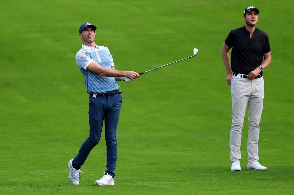 England pair Jimmy Anderson and Stuart Broad linked up on the green