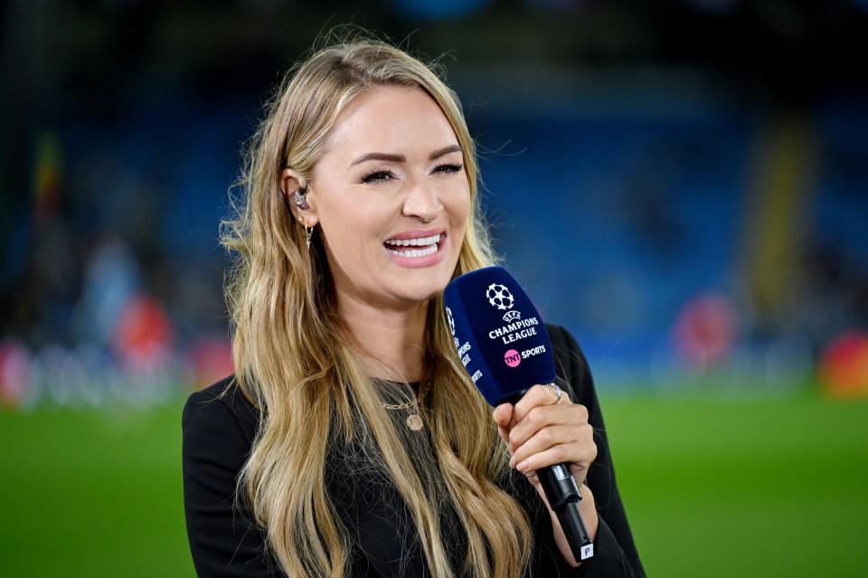 Laura Woods was on the pitch in Manchester for the build-up