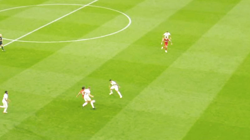 Luis Diaz was ruled offside by the match officials in this incident