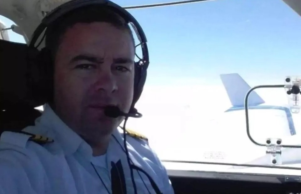 Otávio Augusto Munhoz da Silva, 38, has died after crashing his plane