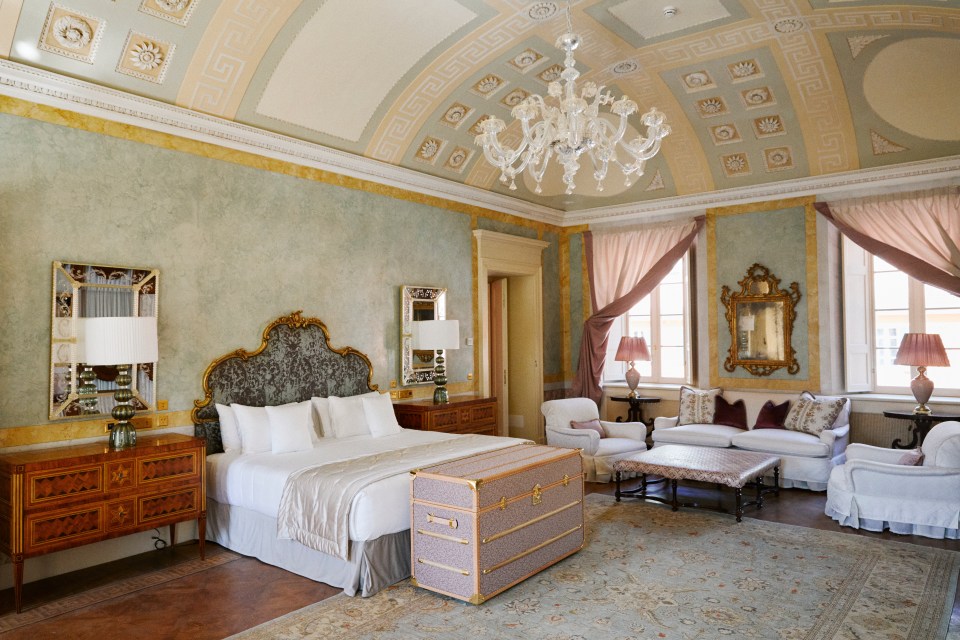 Passalacqua has 24 rooms - but they start from £785