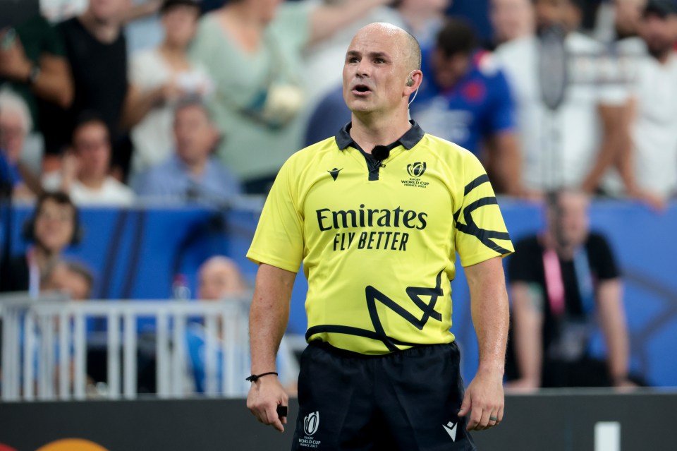 Referees have not been wearing watches at the Rugby World Cup