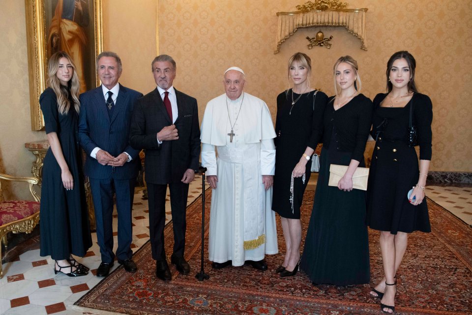 Sylvester Stallone with his family while meeting Pope Francis