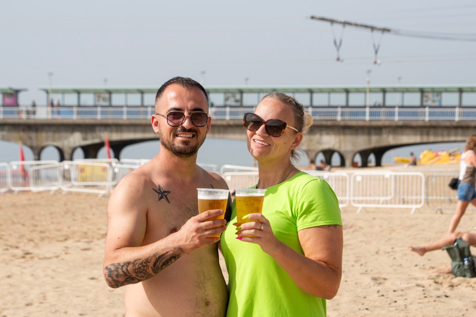 Brits enjoyed a pint on the beach in Bournemouth