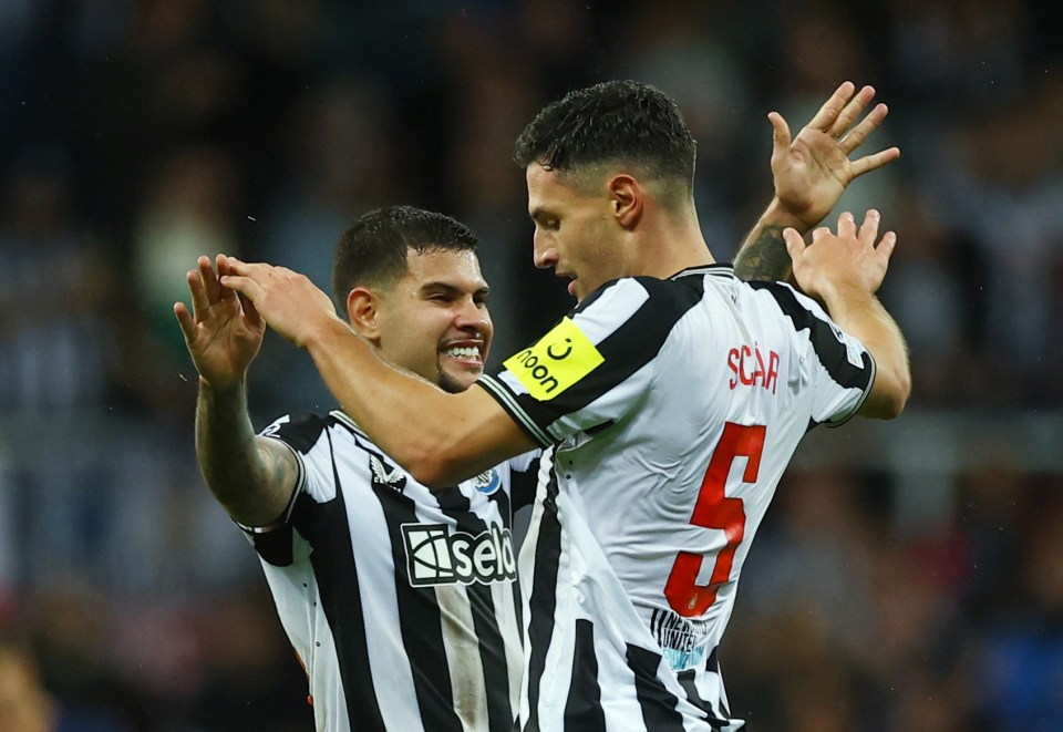 Newcastle United beat PSG 4-1 at home in the Champions League