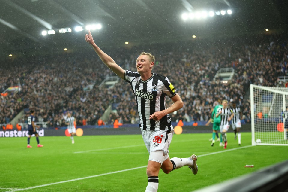 Sean Longstaff scored against PSG tonight