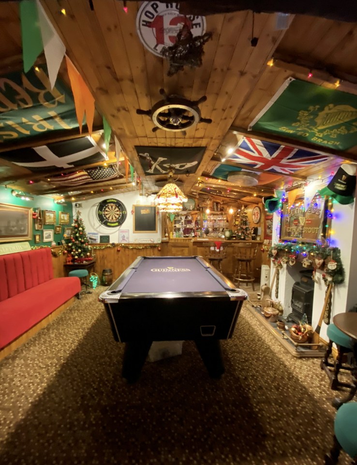 The Irish Pirate is a cosy pub with a snooker table