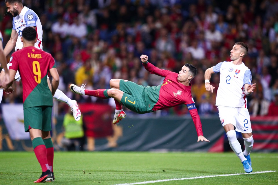 Fans were shocked by Cristiano Ronaldo's insane bicycle kick attempt