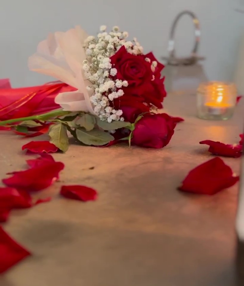 He decorated the terrace with rose petals