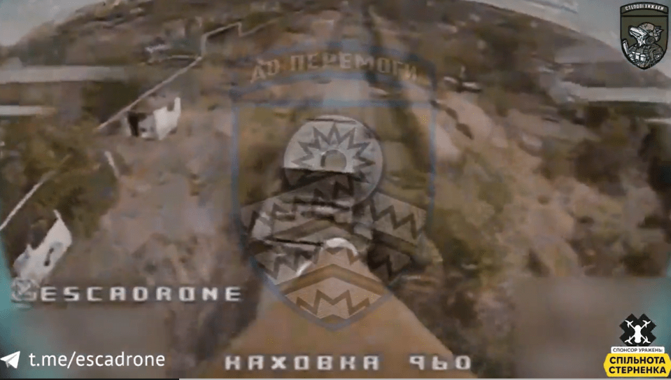 This was the final shot recorded by a Ukrainian drone before blowing up a Russian tank