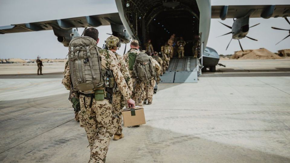 SAS troops are now in Cyprus on standby for hostage rescue missions in Gaza