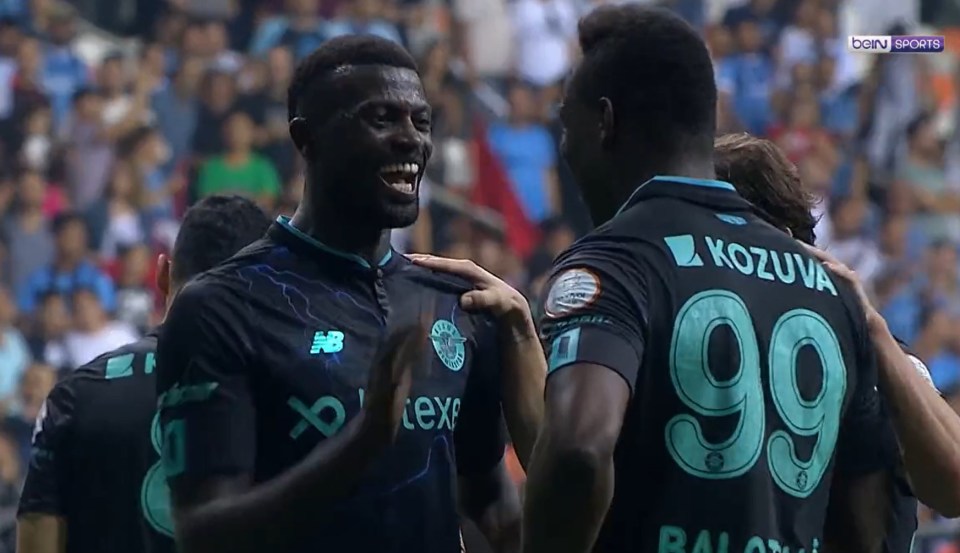 Balotelli played rock, paper, scissors with Demirspor team-mate M’Baye Niang