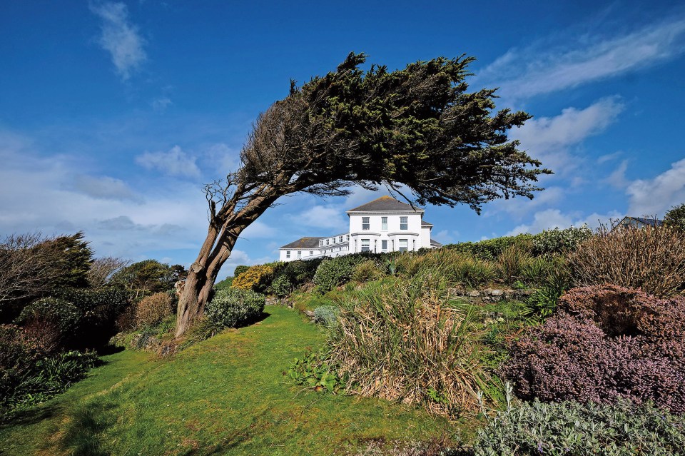 The Polurrian Hotel in Cornwall sits atop the cliffs with sea views aplenty