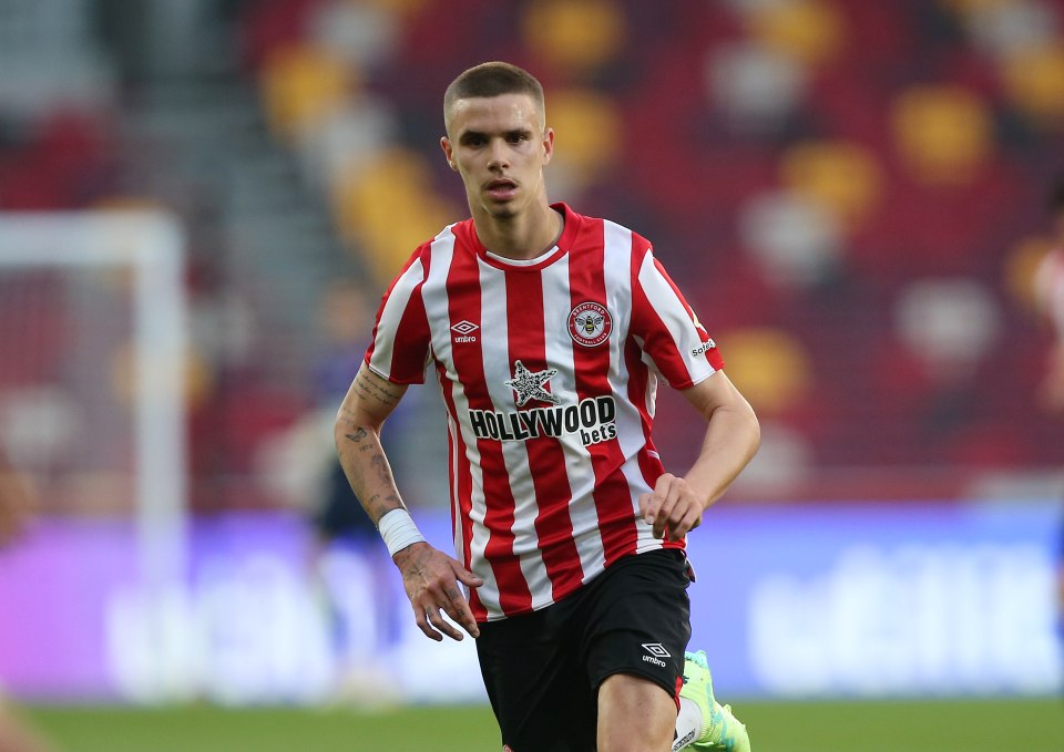  Romeo Beckham has been playing for Brentford B Credit: Splash News and Pictures USA