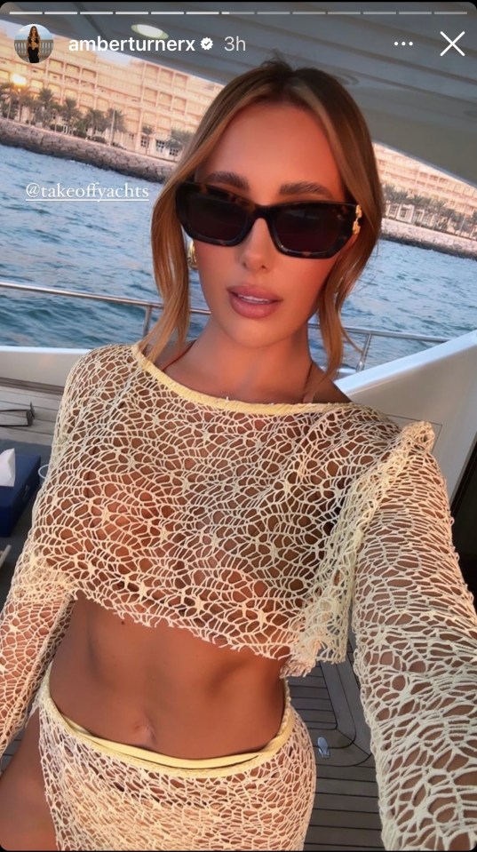 Amber Turner wowed in a sizzling selfie