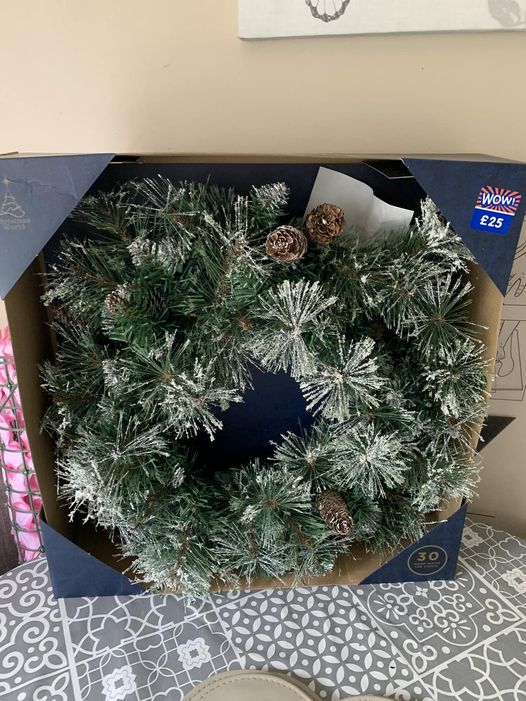 So if your door needs an upgrade this festive season, and you don't fancy splashing the cash on a pricey wreath, here's one you won't want to miss