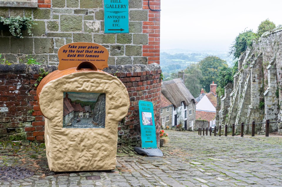 Gold Hill has a monument dedicated to the advert at the top