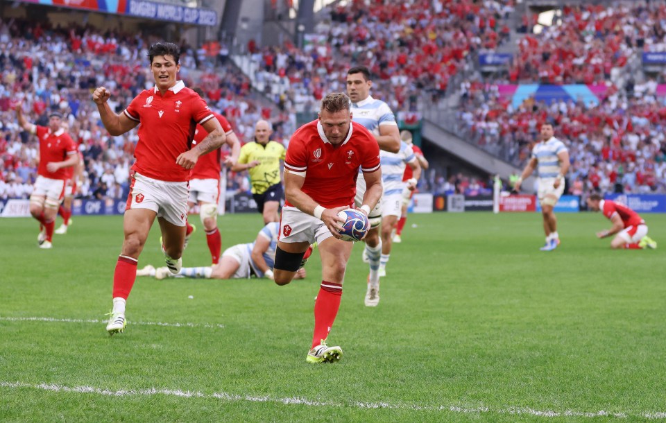 Dan Biggar got things going for Wales