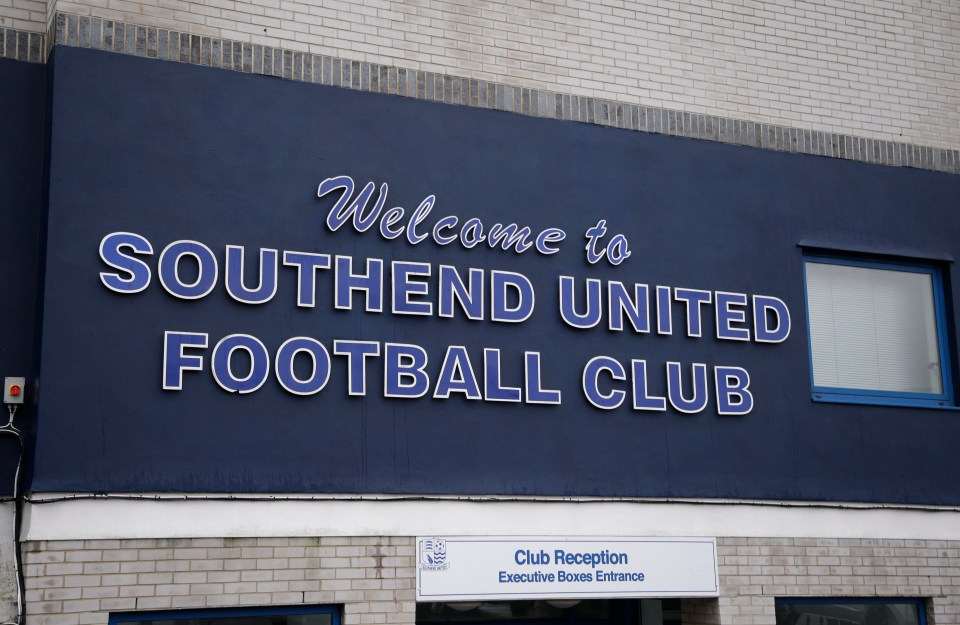 Southend United have come to an agreement with a consortium over the takeover of the club