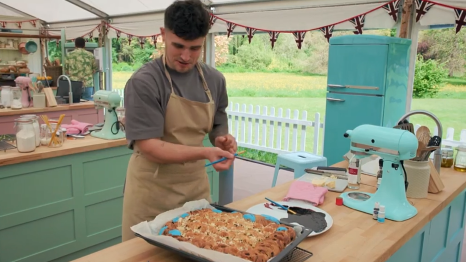 Bakers rushed to make doughy creations on tonight’s episode of GBBO