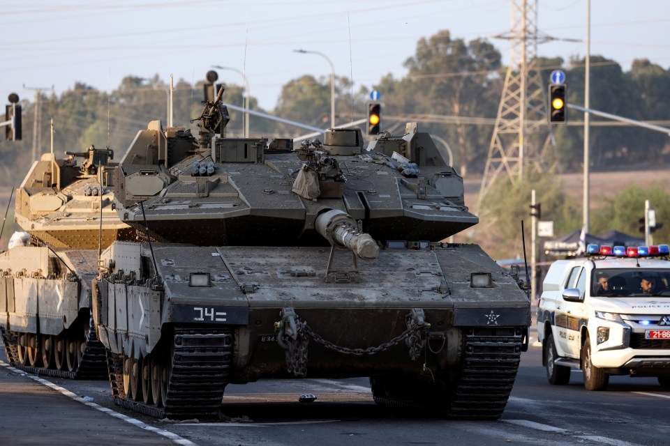 Israeli tanks near the border early Friday morning