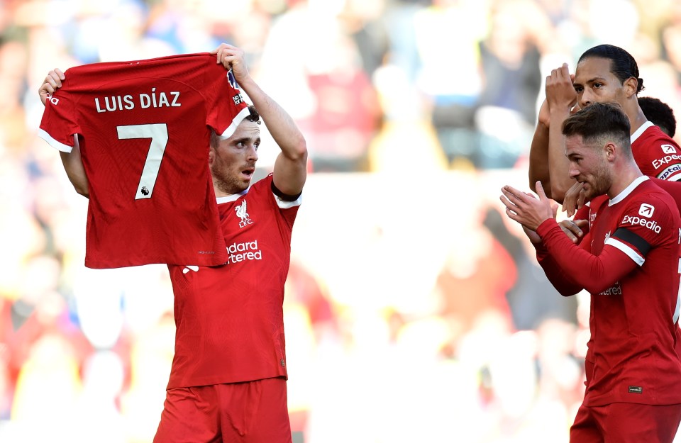 The Liverpool players paid tribute to Luis Diaz after his parents were kidnapped