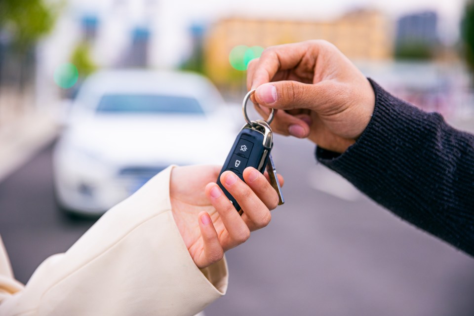 Experts are warning of a car-selling scam that's on the rise