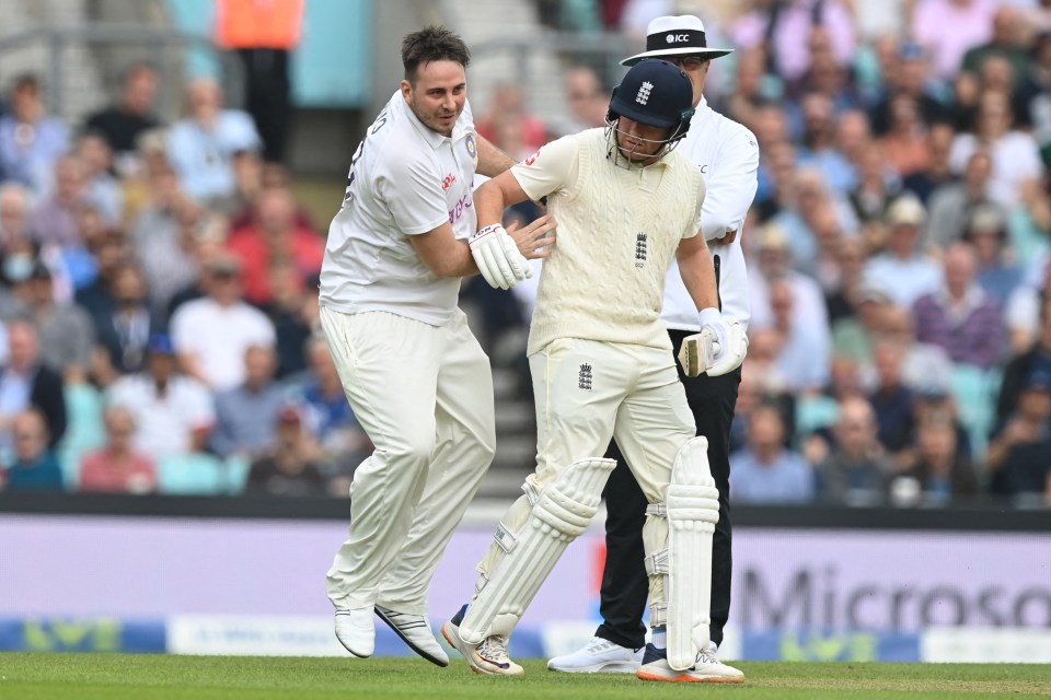 Dan invaded the pitch ahead of Australia’s Cricket World Cup match with India earlier this month