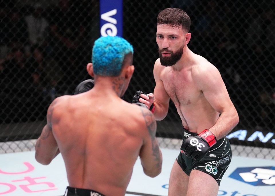 Afghan-born Brit Javid Basharat has gone a perfect 3-0 inside the octagon