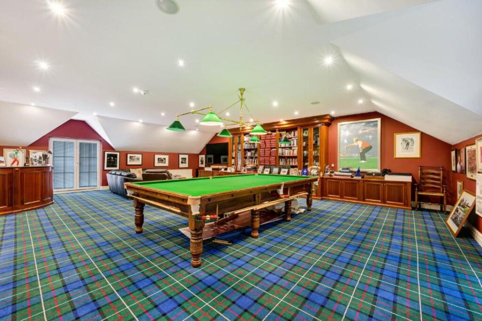 The legend's games room