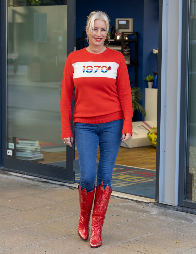 Denise was pictured today smiling as she left Steph's Packed Lunch