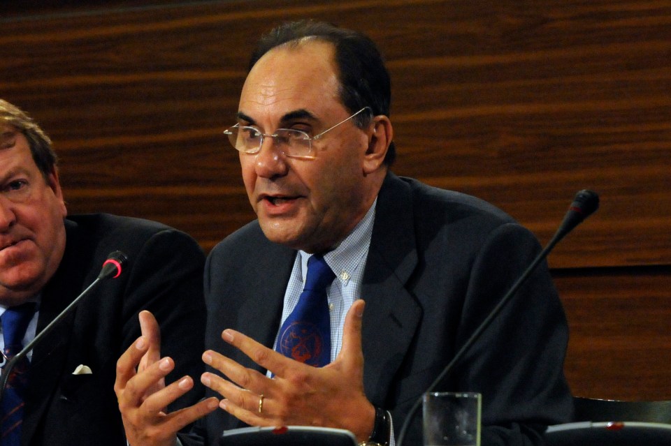 Far right politician Alejo Vidal-Quadras was shot in the face in Madrid