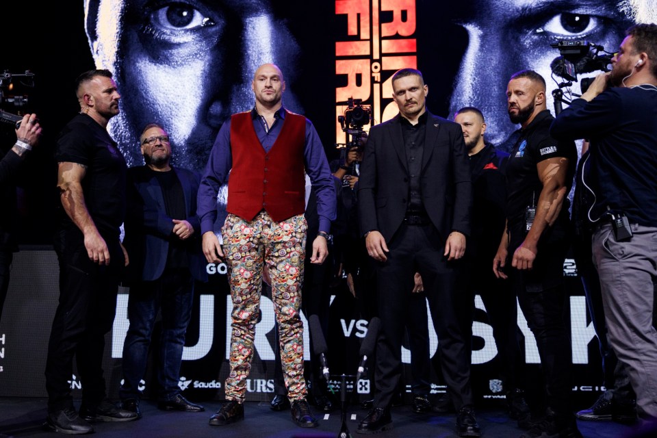 Tyson Fury vs  Oleksandr Usyk has been postponed