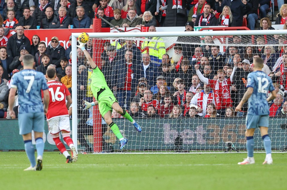 Martinez tried to save Orel Mangala's effort with one hand and subsequently let it in