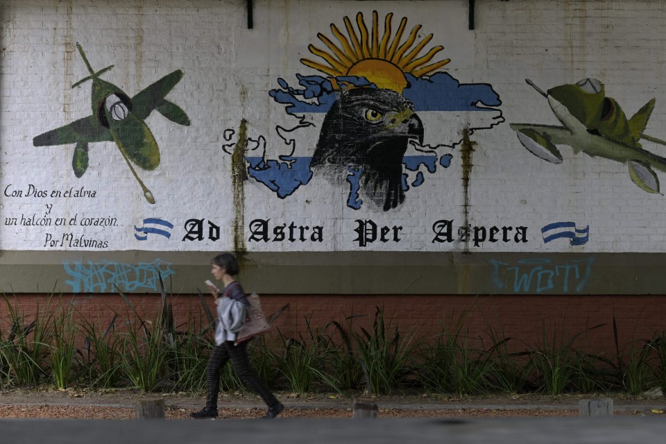 A mural in Buenos Aires depicting Argentine rule over Islas Malvinas