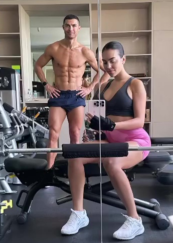 Ronaldo and Georgina Rodriguez enjoy a couple's workout