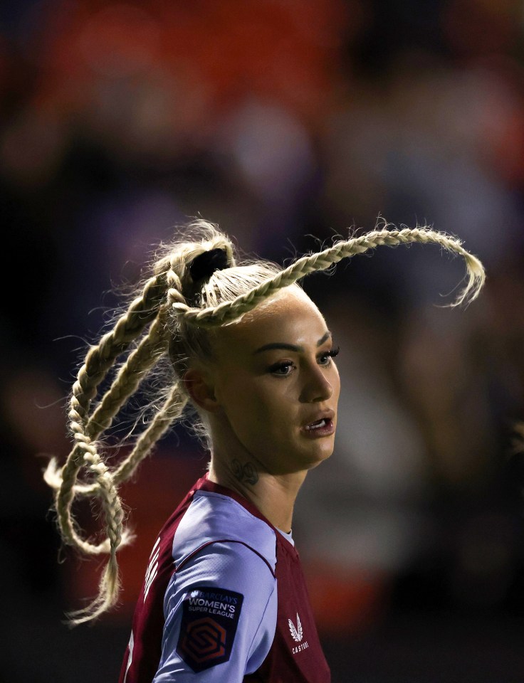 Alisha Lehmann showed off her new barnet during a recent game