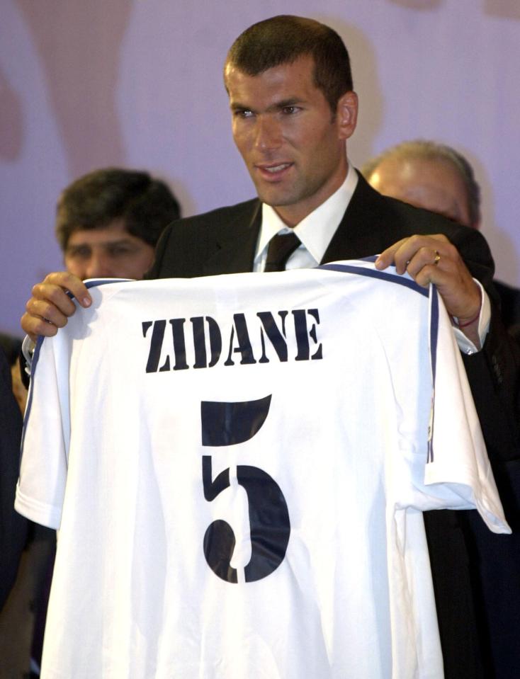 Bellingham was inspired to pick the number by Zinedine Zidane