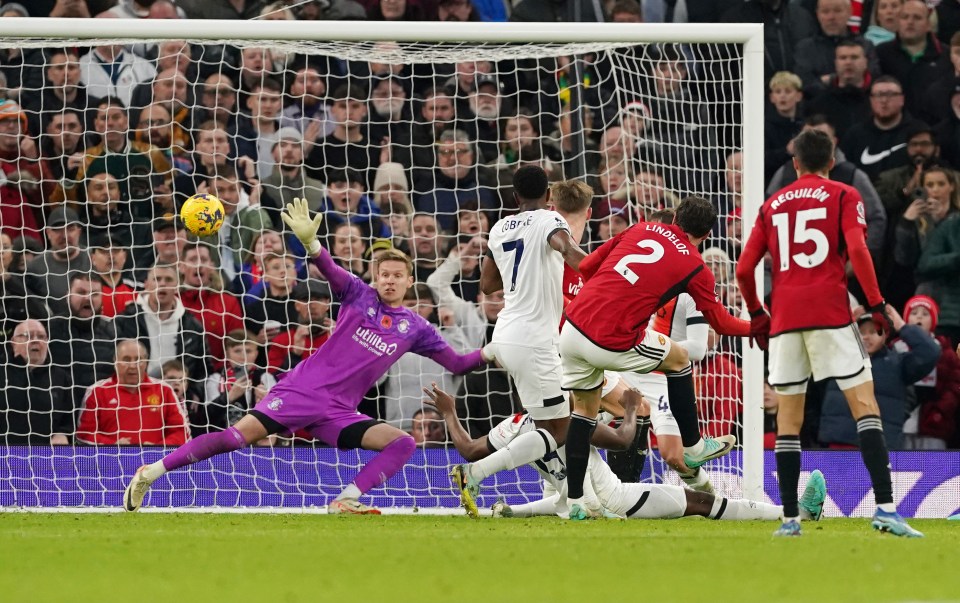 Victor Lindelof slotted Man Utd's winner just before the hour