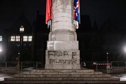 A war memorial is currently being 'guarded by police' this evening after being vandalised with 'free Palestine graffiti'. The cenotaph, at the Esplanade in Rochdale, had its poppies stripped by vandals yesterday. Now, it has today seen graffiti reading 'free Palestine' sprayed onto the memorial, which Rochdale Council have called a 'totally unacceptable' act that is now being investigated.