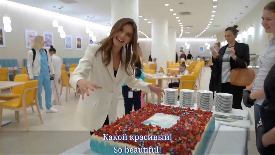 The last known appearance of Alina Kabaeva was on October 22 as she cut a giant cake before vanishing from public view