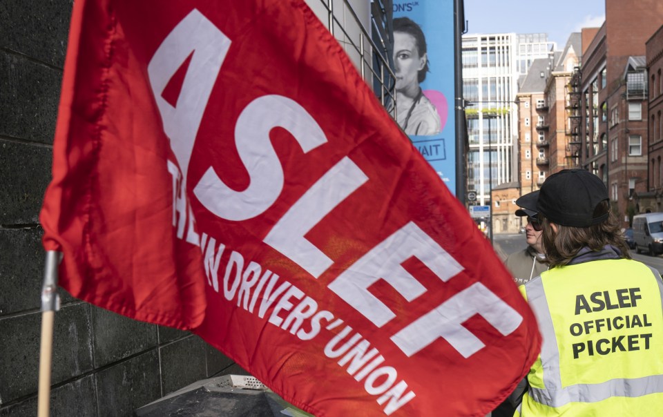 An Aslef member hurled insults at pub workers after his group was asked to move for a wake