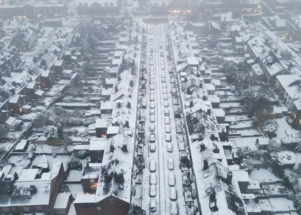 The centre of Sheffield was covered with a blanket of snow on Sunday