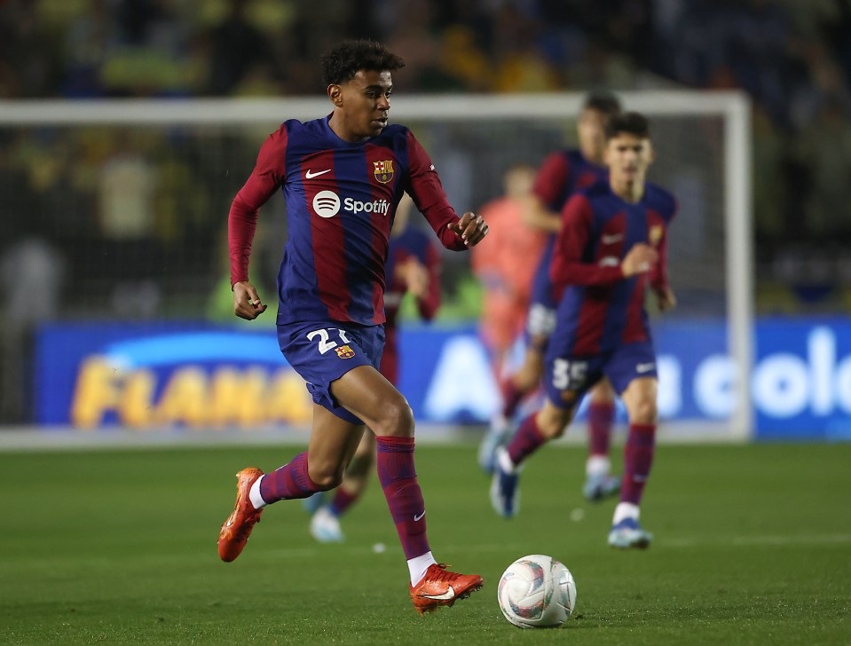 Barcelona faced an embarrassing defeat against the Mexican side Club America