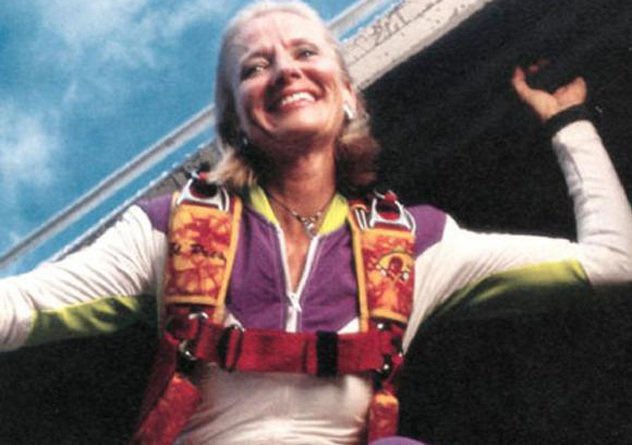 Joan Murray jumped from plane at 14,500ft but her chute didn't open