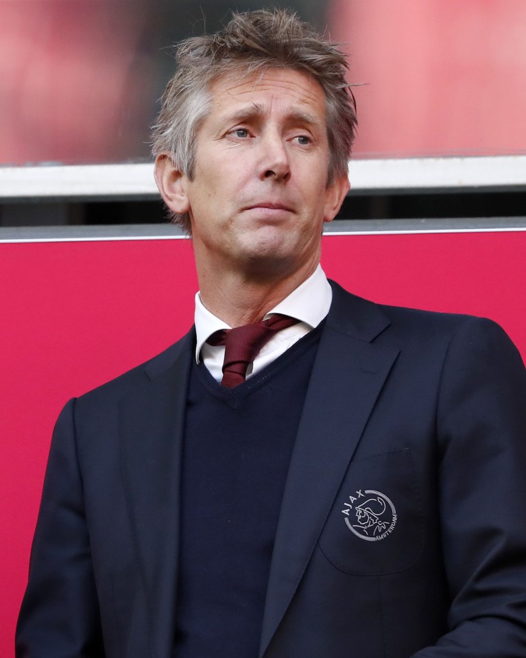 Edwin van der Sar saw a humdinger as Man Utd beat Aston Villa