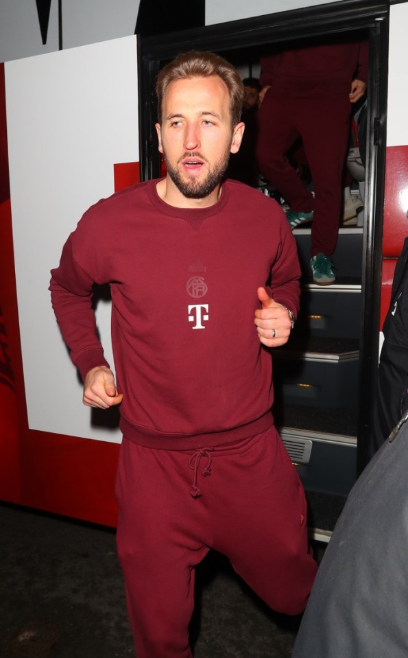 12.12.23......The Bayern Munich team arrive at The Kimpton Clocktower Hotel at 11.20pm on Tuesday night for their celebration party which is thrown by their beer sponsor after beating Manchester United 1-0 in The Champions League at Old Trafford......Harry Kane.